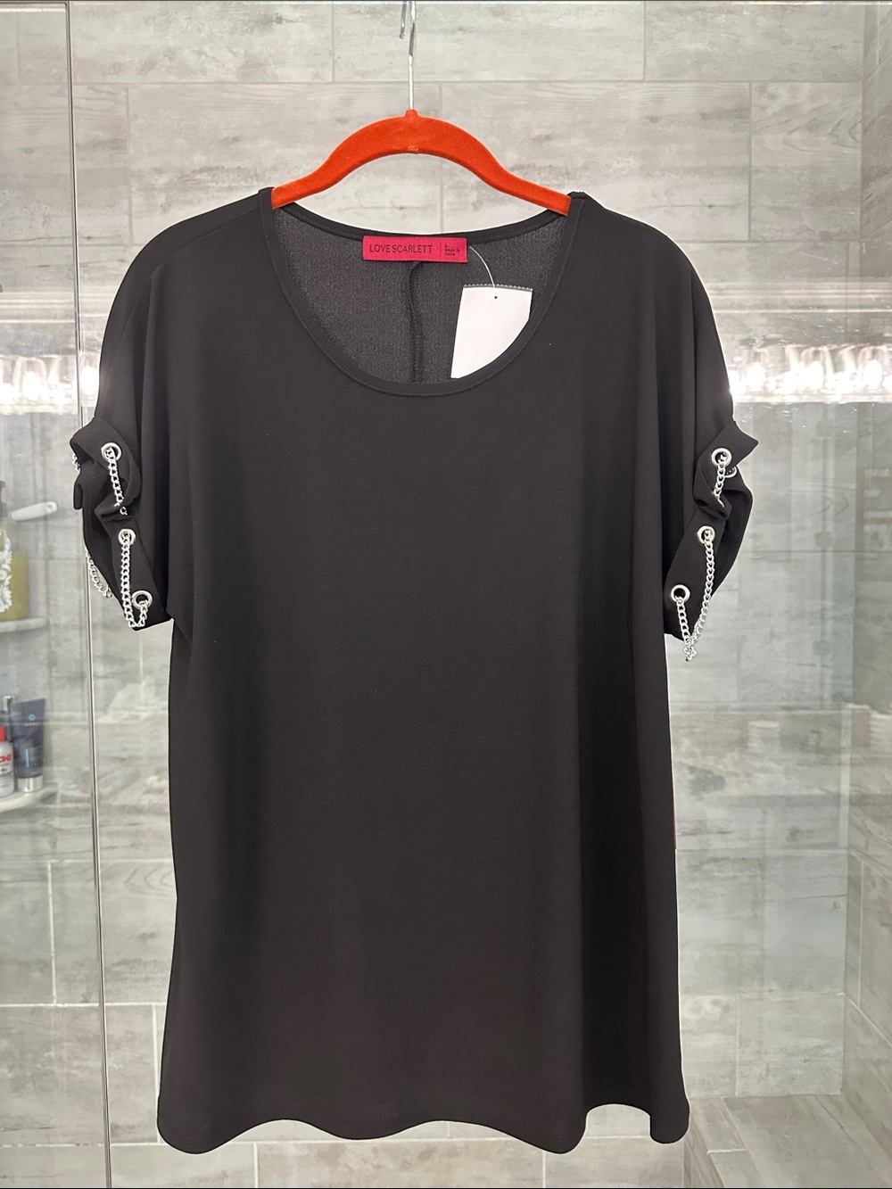 Love Scarlett Black Short Sleeve Chain Detail Blouse